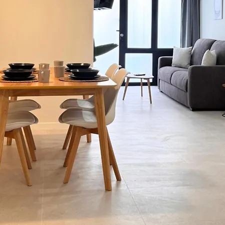 Ruzafa & Oceanografic By Illetes Flats Valência