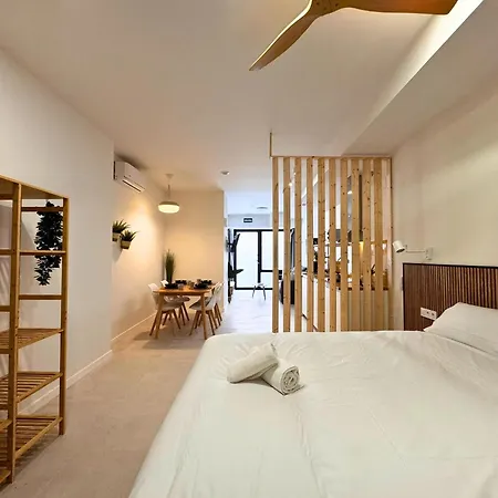Ruzafa & Oceanografic By Illetes Flats Apartman *